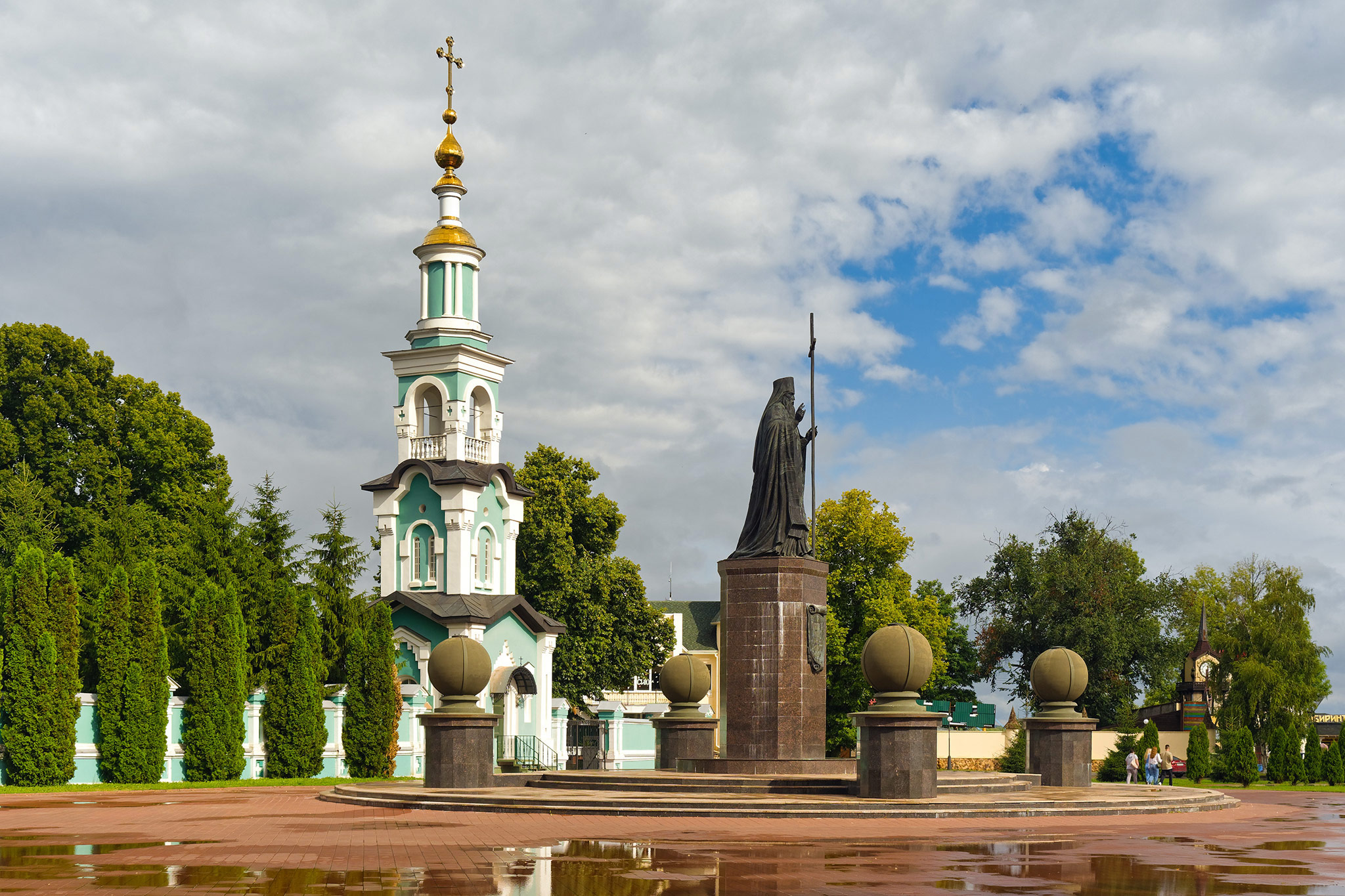 Памятник Питириму Тамбовскому. Открыт 31 августа 2014. Тамбов. (Statue of Saint Pitirim, Tambov)